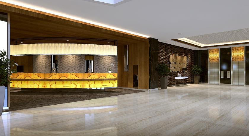 Golden City Hotel And Convention Center - Chse Certified Semarang Exterior foto