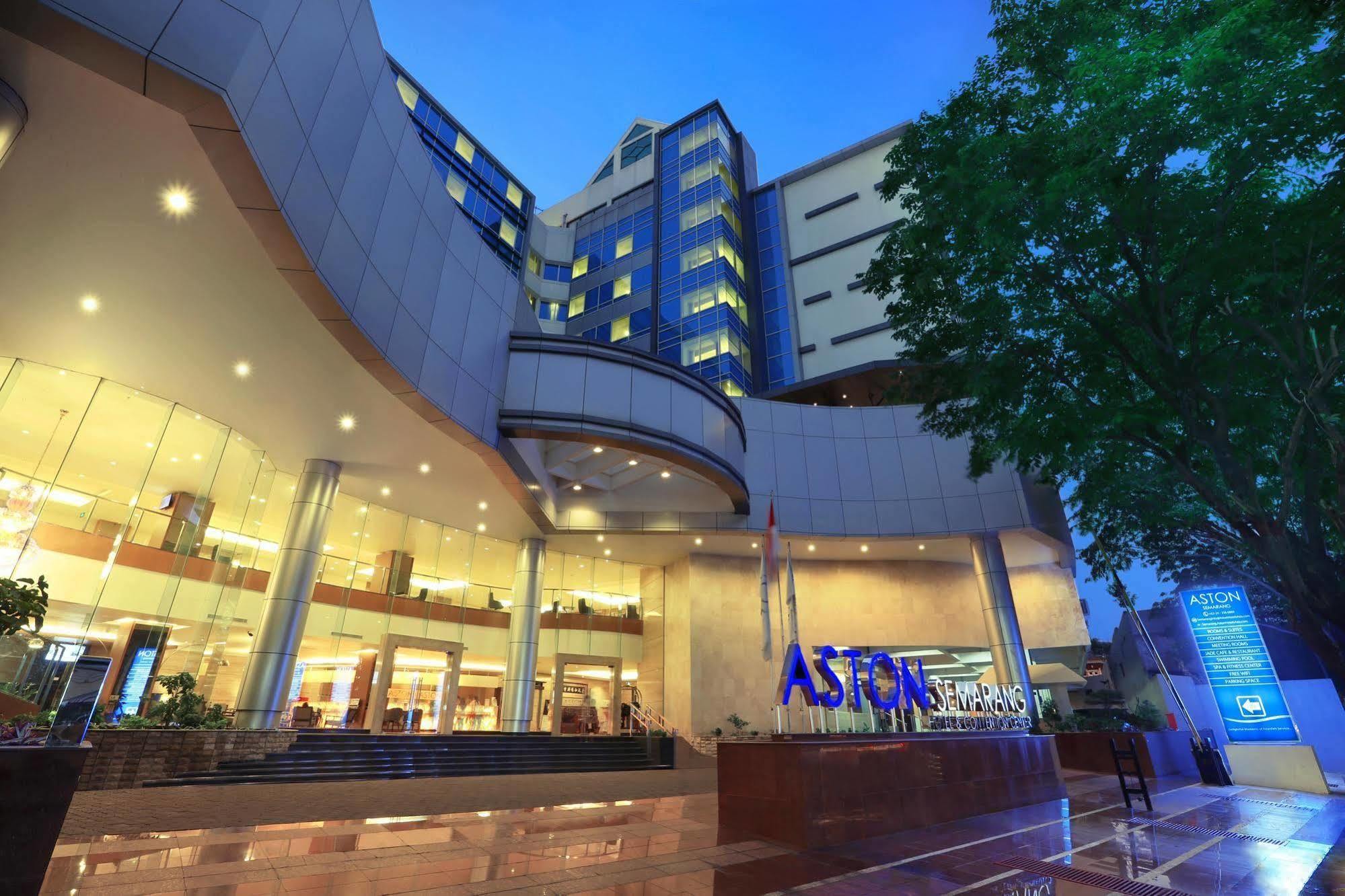 Golden City Hotel And Convention Center - Chse Certified Semarang Exterior foto